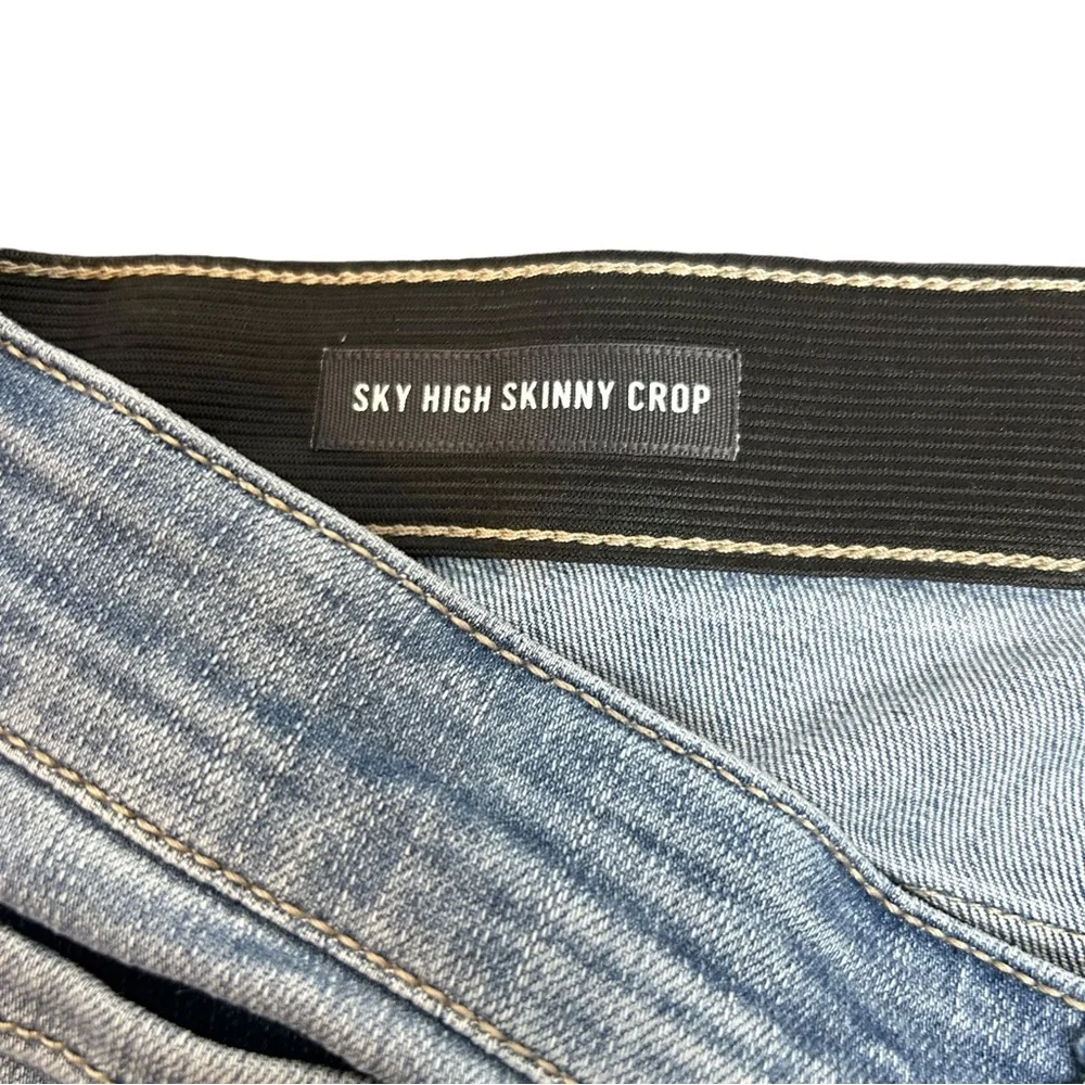 Torrid 3X Jeans Premium Sky High Skinny Crop Distressed Faded Blue Size 22 - Picture 4 of 10